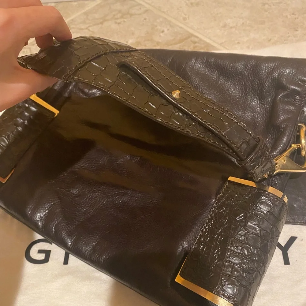 Givenchy brown leather alligator hand bag - Picture 9 of 9